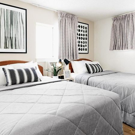 Intown Suites Extended Stay San Antonio Tx - Airport Buitenkant foto
