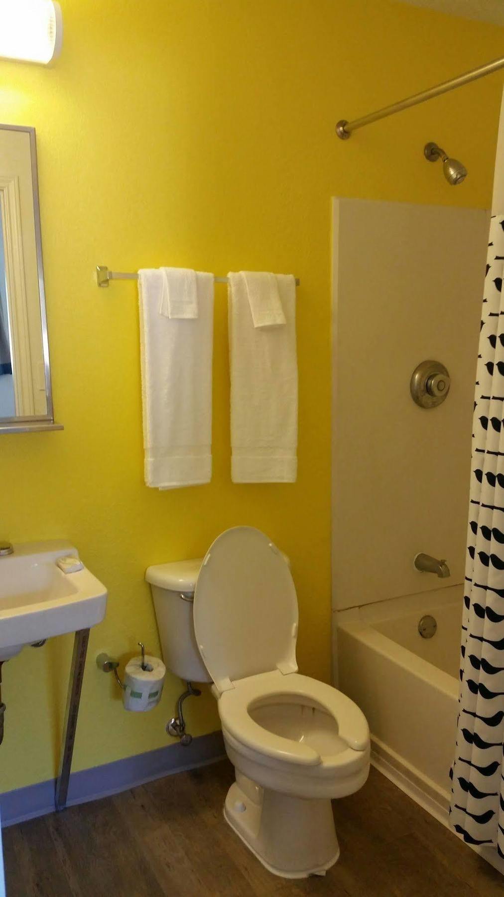 Intown Suites Extended Stay San Antonio Tx - Airport Buitenkant foto